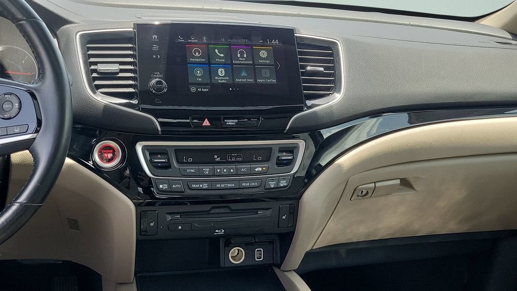 Used 2021 Honda Pilot Touring image 14