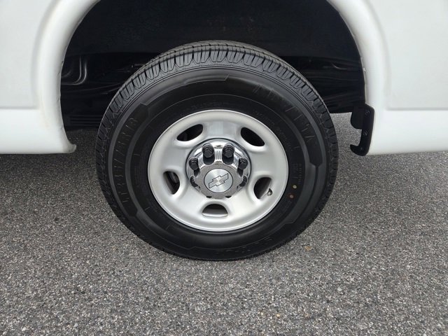 Used 2019 Chevrolet Express 3500 LT w/ LT Preferred Equipment Group image 28