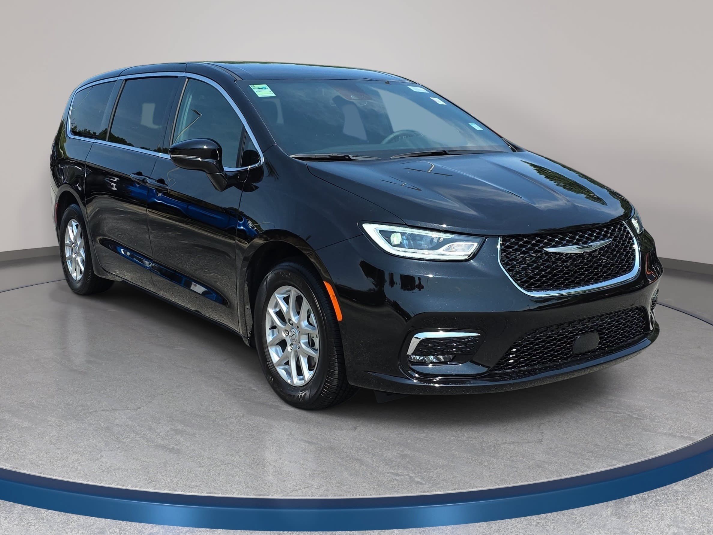New 2026 Chrysler Pacifica Select FWD image 3