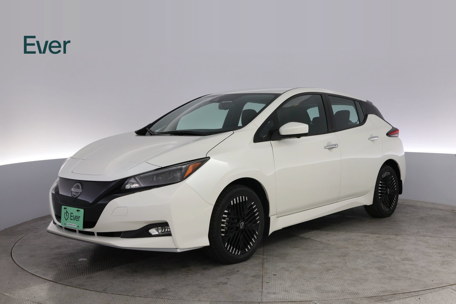 Used 2024 Nissan Leaf SV Plus FWD image 2