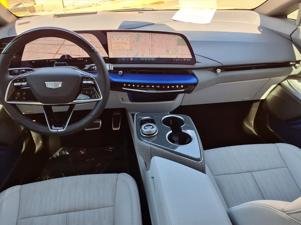 Certified 2025 Cadillac Optiq Sport 2 AWD/4WD image 14