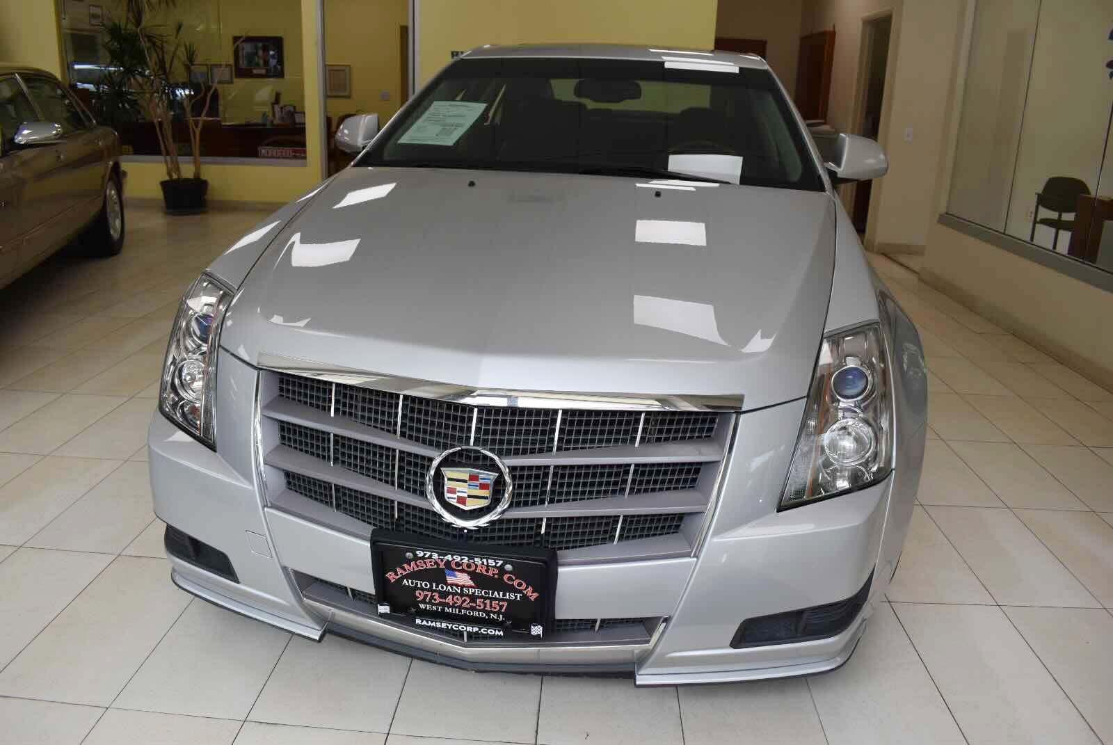 Used 2010 Cadillac CTS Luxury AWD/4WD image 9