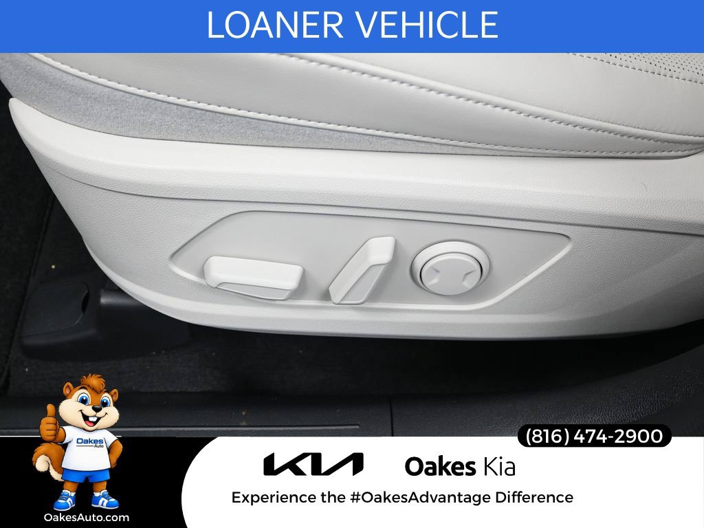 Certified 2026 Kia Sorento S FWD image 11