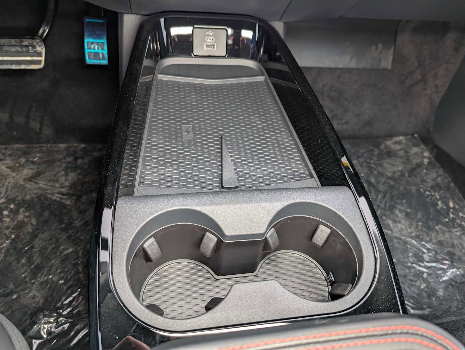 New 2025 Ford Mustang Mach-E Premium w/ Sport Appearance Package image 20