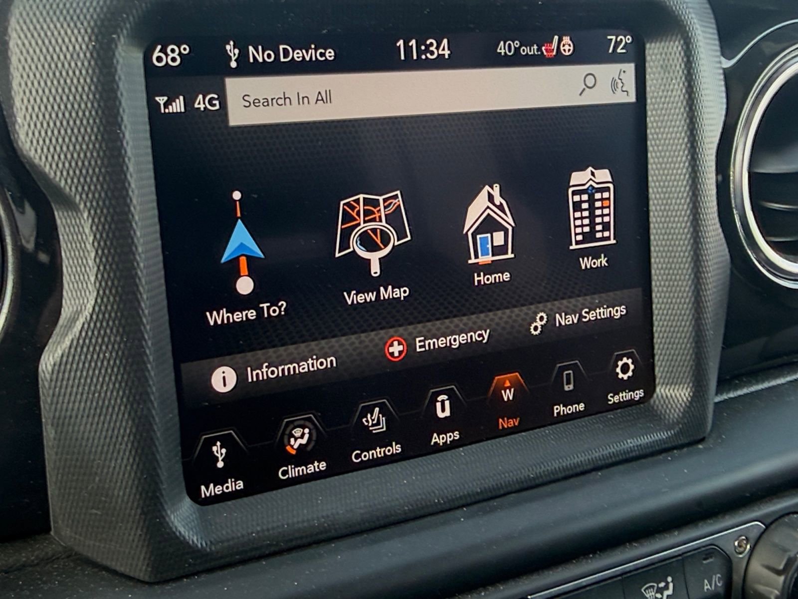 Used 2023 Jeep Wrangler Altitude image 30