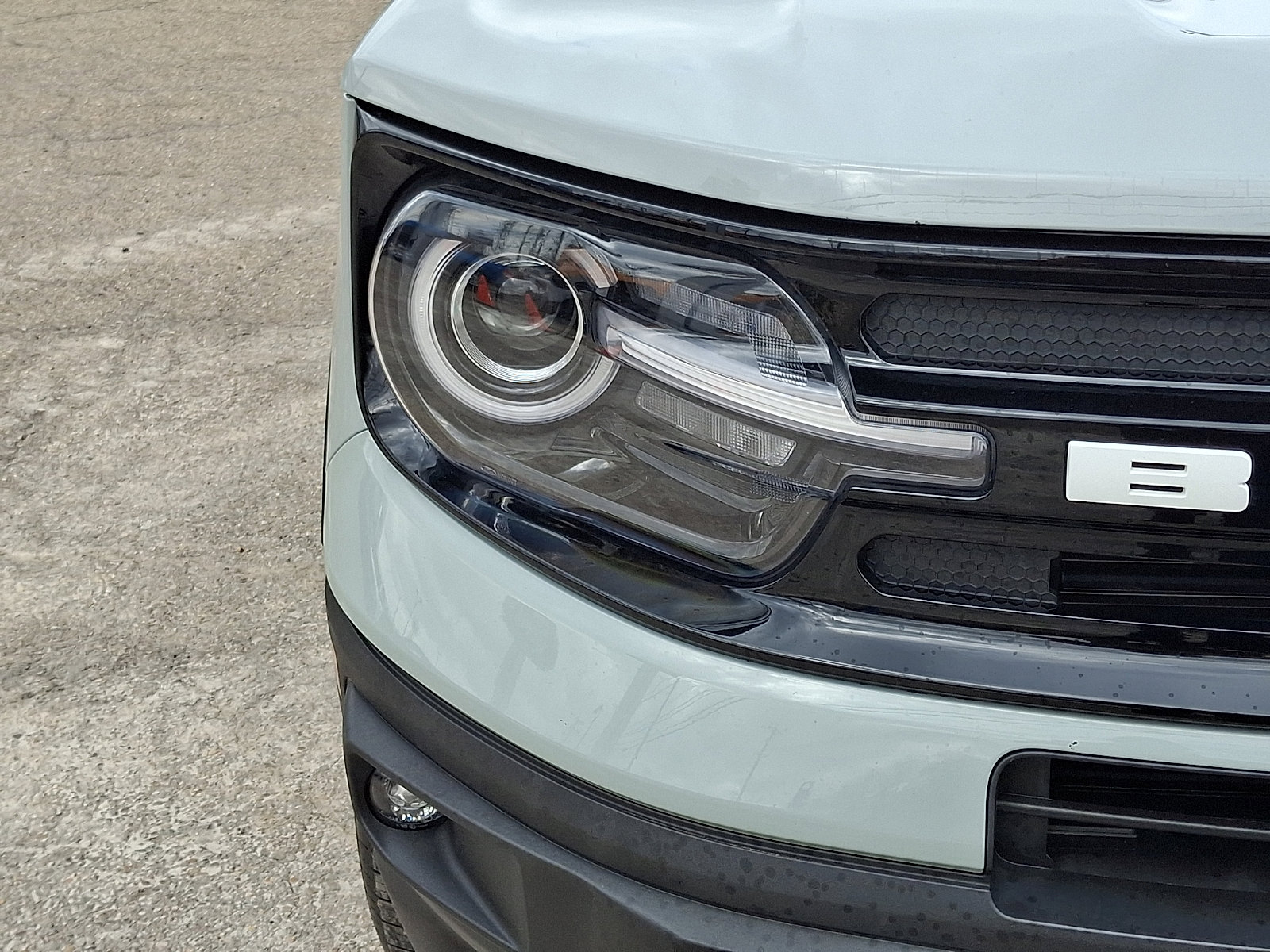 Used 2022 Ford Bronco Sport Outer Banks image 9