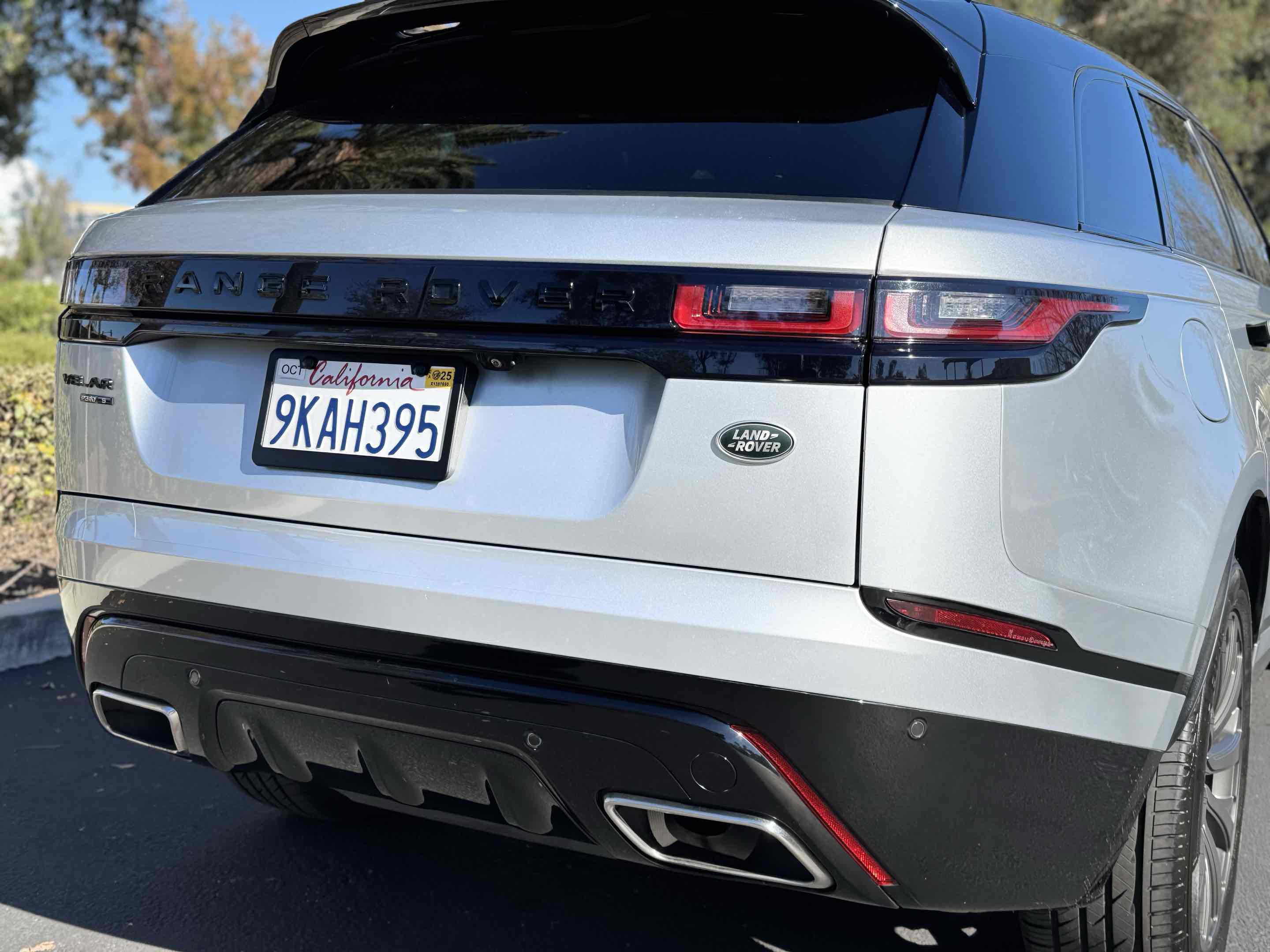 Used 2020 Land Rover Range Rover Velar R-Dynamic S image 37