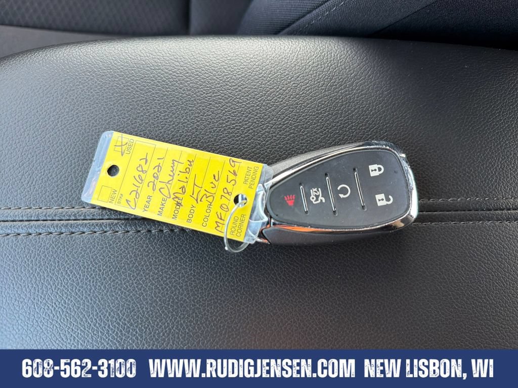 Used 2021 Chevrolet Malibu LT FWD image 27