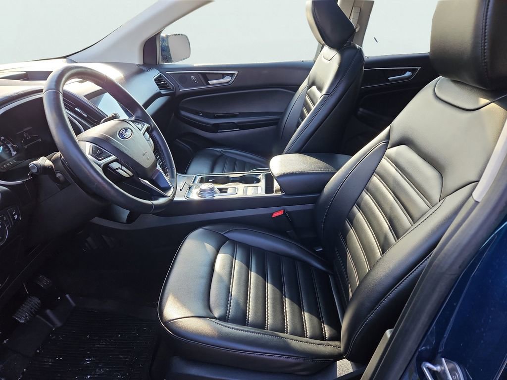 Used 2020 Ford Edge SEL w/ Convenience Package image 35