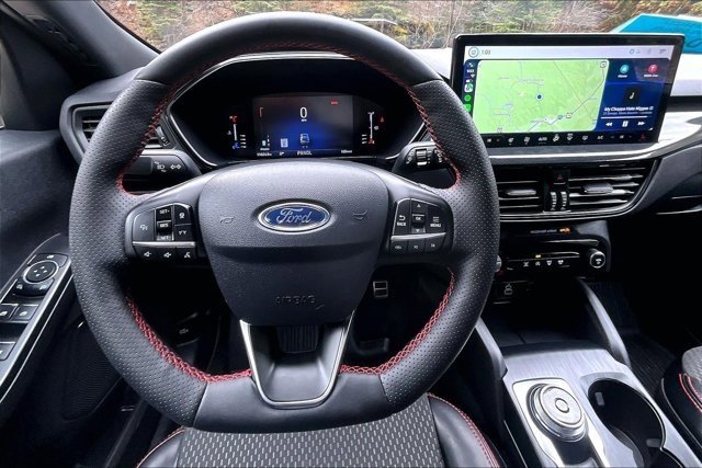 Used 2024 Ford Escape ST-Line w/ Tech Pack #1 image 8