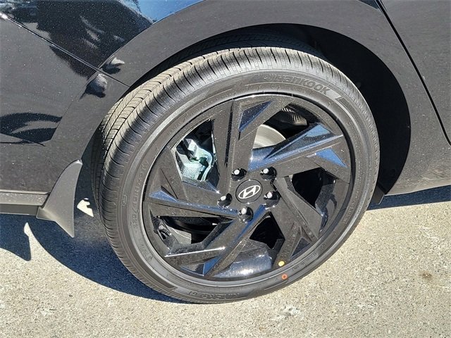 New 2026 Hyundai Elantra Sport image 21