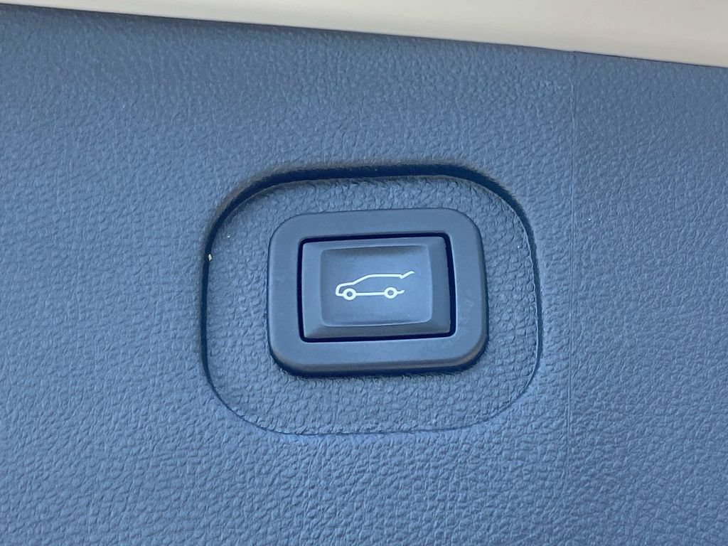 Used 2015 GMC Terrain Denali FWD image 11
