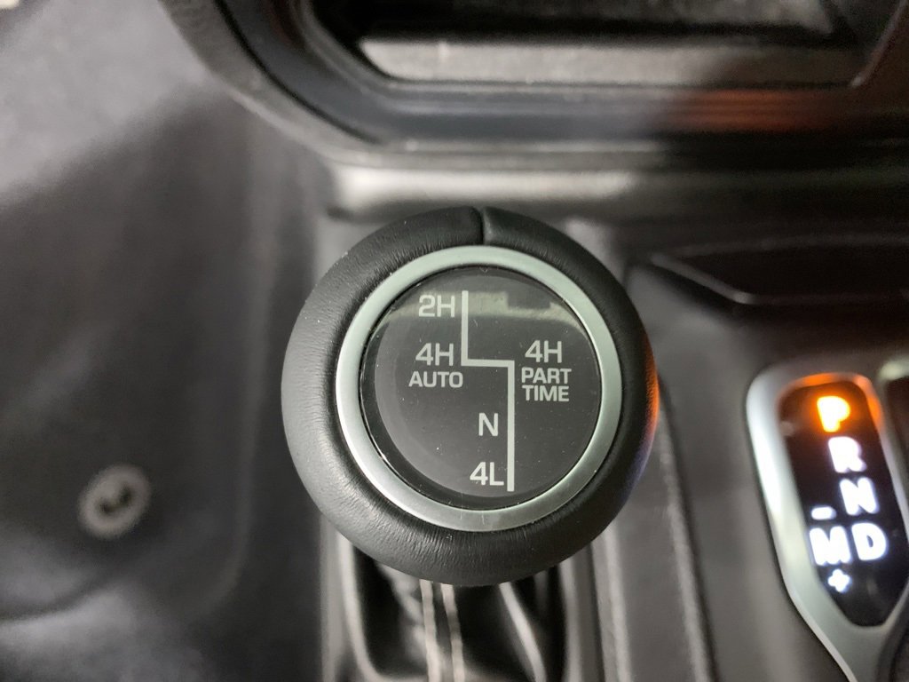 Used 2019 Jeep Wrangler Unlimited Sahara w/ Quick Order Package 24M Moab image 26