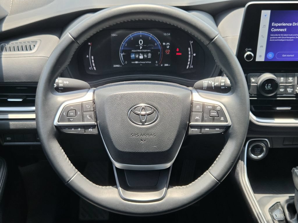 Used 2025 Toyota Grand Highlander FWD image 14