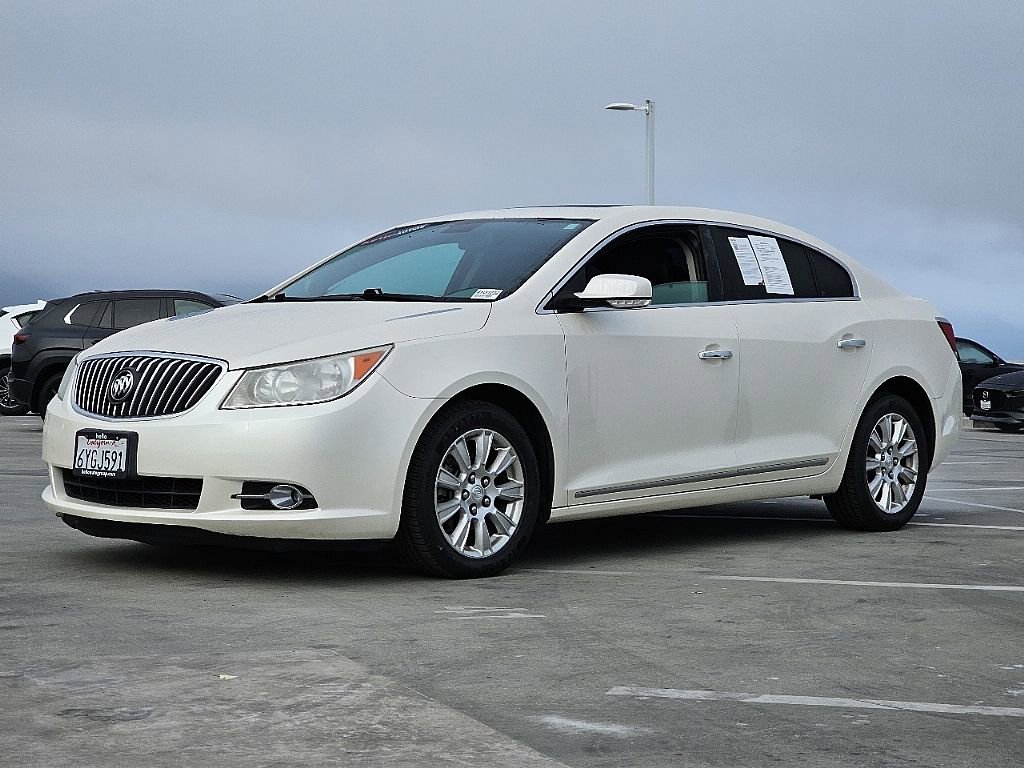 Used 2013 Buick LaCrosse Leather w/ Entertainment Package image 6