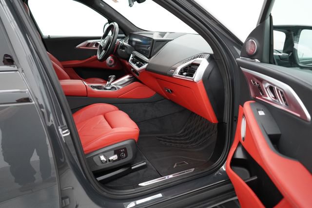 Used 2025 BMW XM image 62