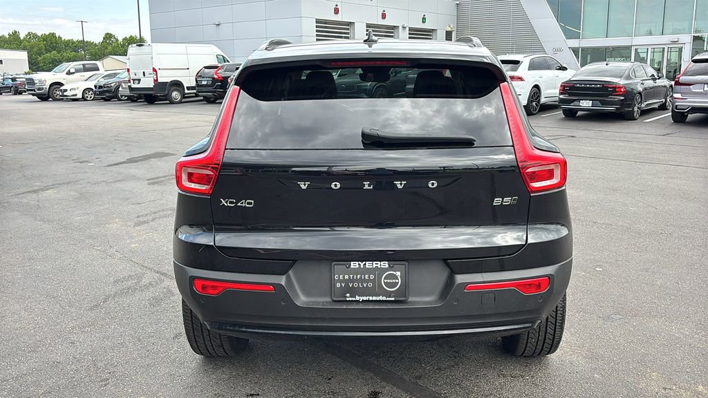 Certified 2023 Volvo XC40 B5 Plus w/ Driver Assist Package AWD/4WD image 30