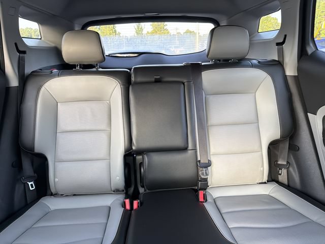 Used 2020 GMC Terrain SLT w/ Preferred Package FWD image 29