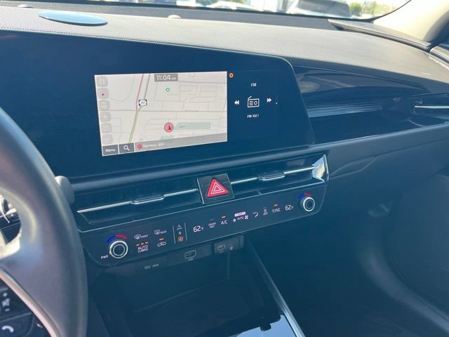 Certified 2023 Kia Niro Wind w/ Wind Preserve Package FWD image 17
