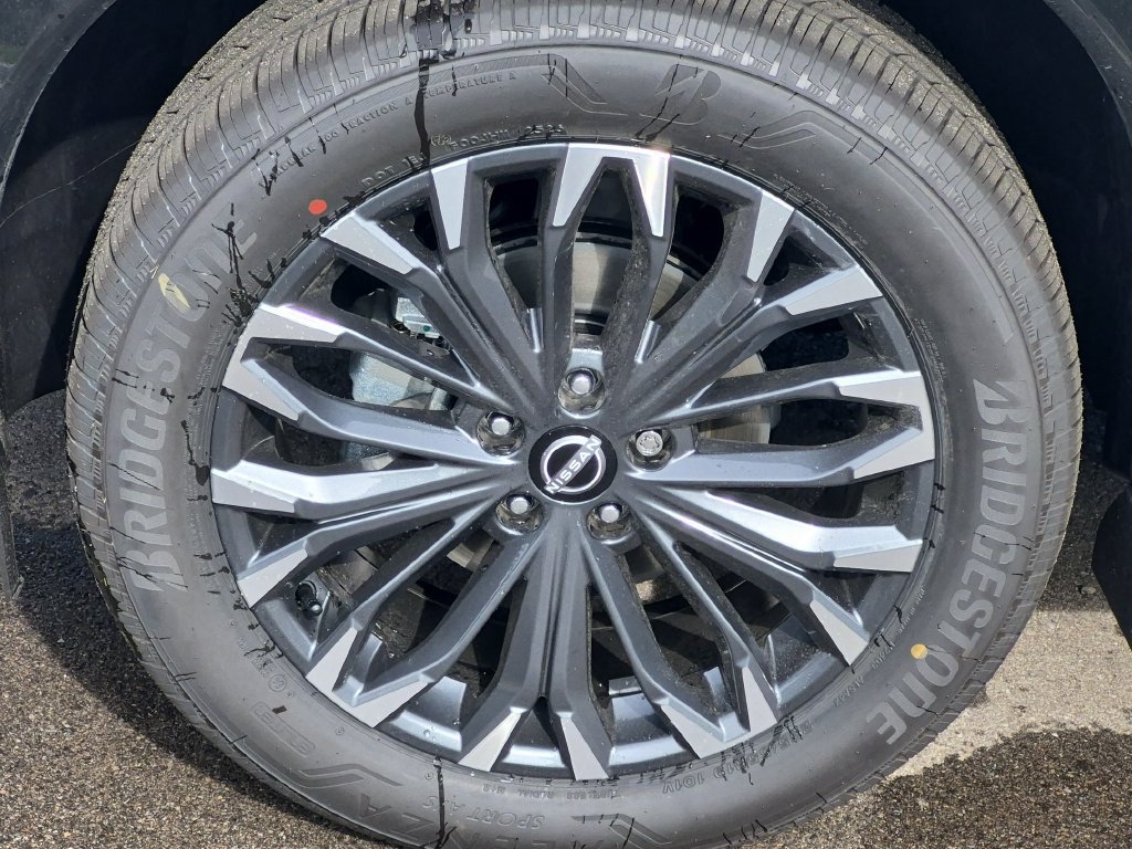 New 2026 Nissan Rogue Platinum w/ Platinum Premium Package AWD/4WD image 10