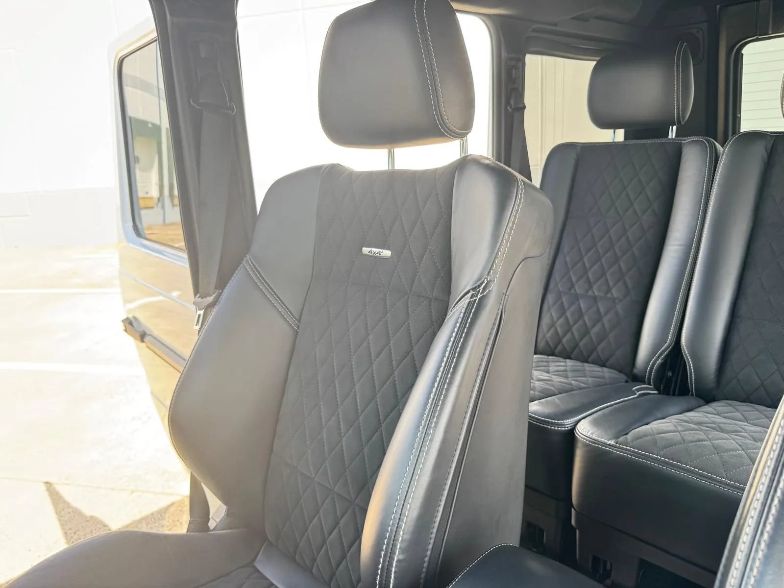 Used 2018 Mercedes-Benz G 550 Squared image 43