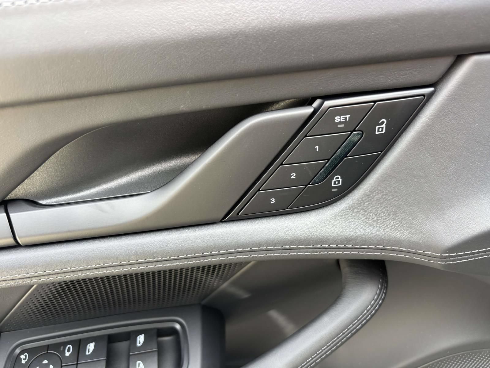 New 2026 Porsche Taycan AWD/4WD image 24