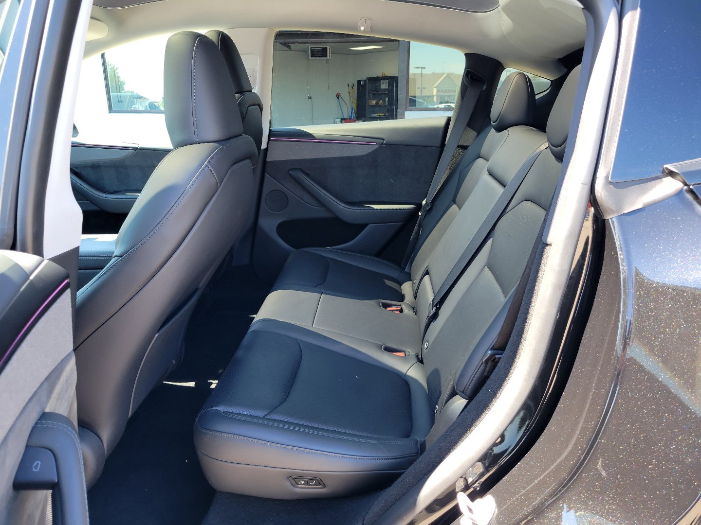 Used 2026 Tesla Model Y AWD image 12