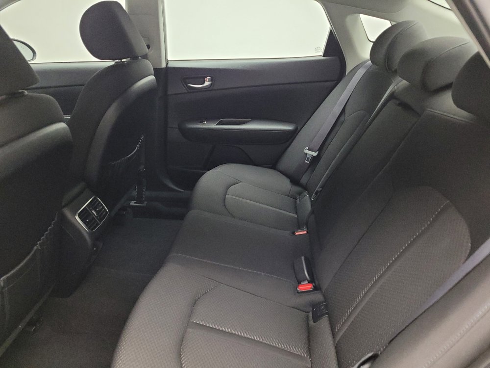 Used 2017 Kia Optima Premium w/ Hybrid Convenience Package FWD image 18