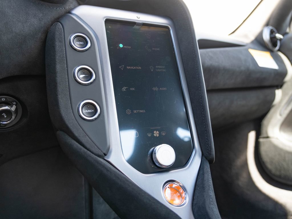 New 2026 McLaren 750S image 19