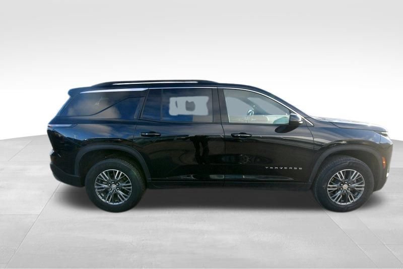 Used 2025 Chevrolet Traverse LT AWD/4WD image 8