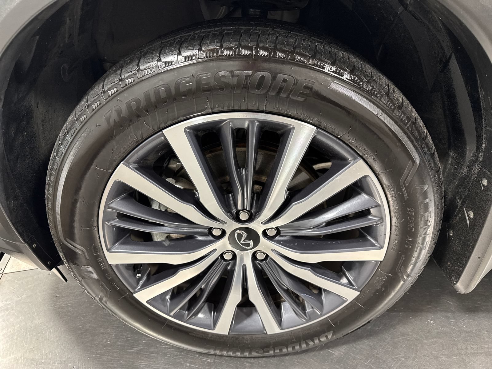 Certified 2025 INFINITI QX60 Autograph w/ Cargo Package AWD/4WD image 2