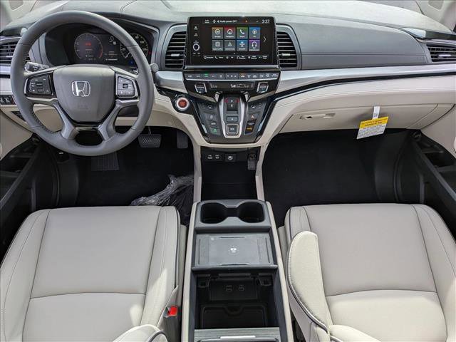 New 2026 Honda Odyssey Touring image 13