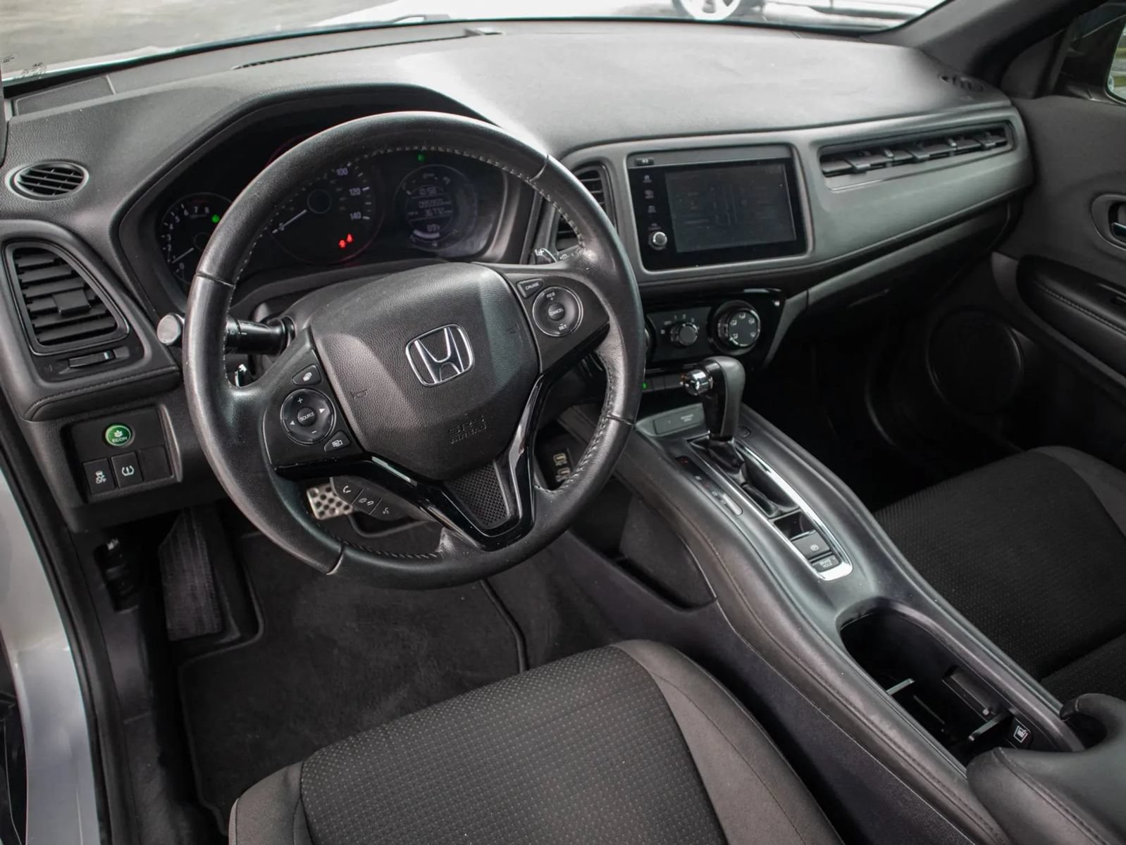 Used 2019 Honda HR-V Sport image 29