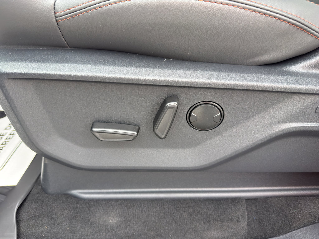 New 2025 Ford Expedition Active image 22