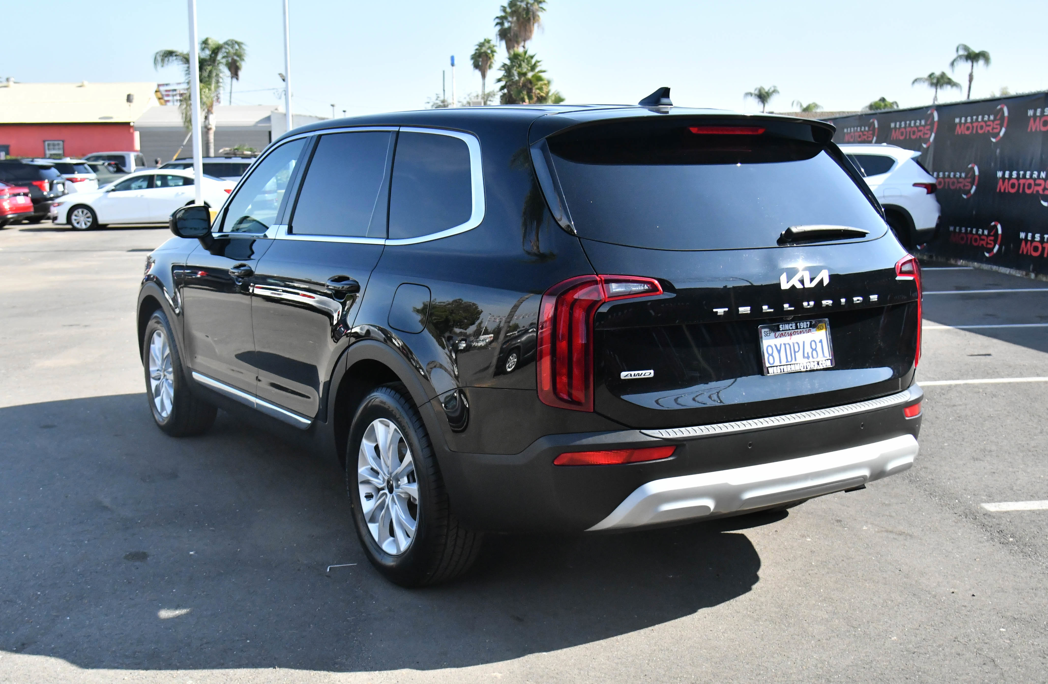 Used 2022 Kia Telluride LX image 6