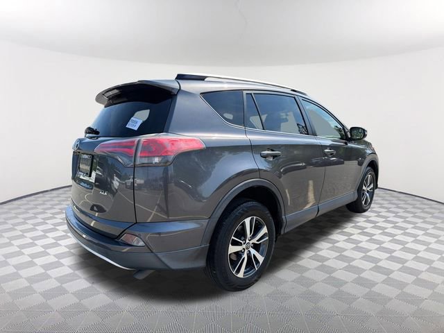 Used 2016 Toyota RAV4 XLE FWD image 5