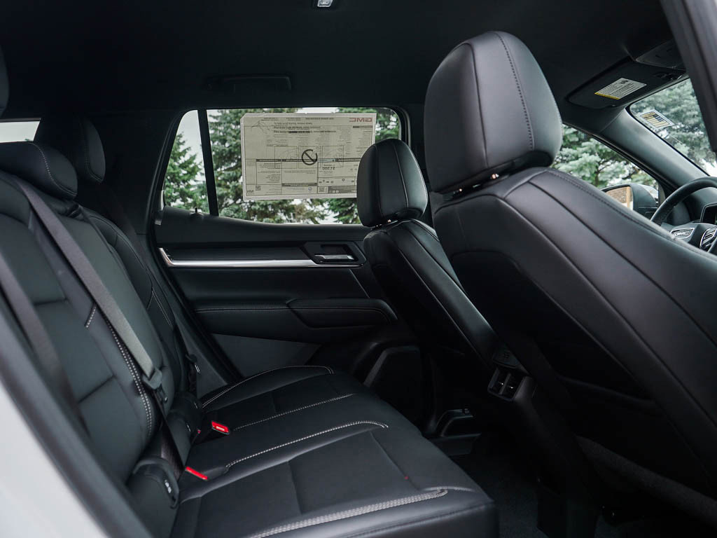 New 2026 GMC Terrain Elevation w/ Elevation Premium Package AWD/4WD image 13