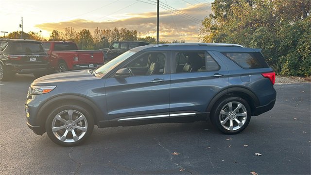 Used 2020 Ford Explorer Platinum w/ Premium Technology Package image 9