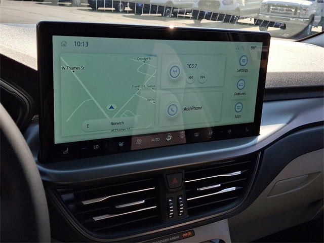 New 2025 Ford Escape SE image 9