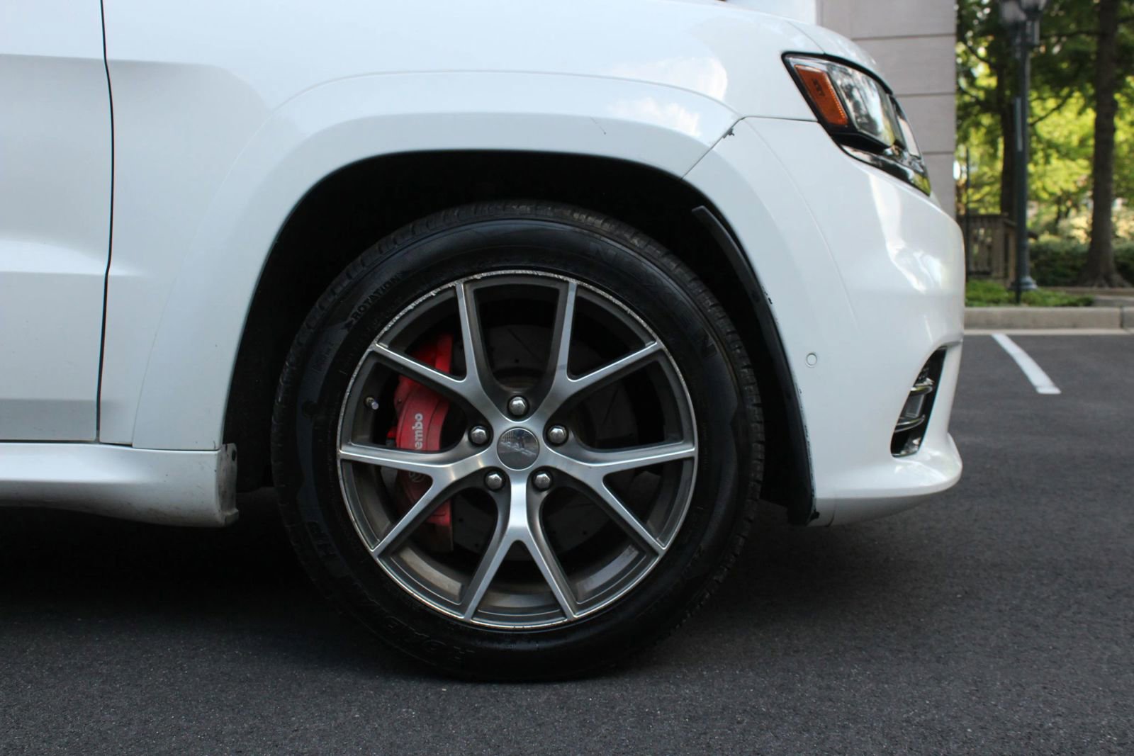 Used 2017 Jeep Grand Cherokee SRT AWD/4WD image 4