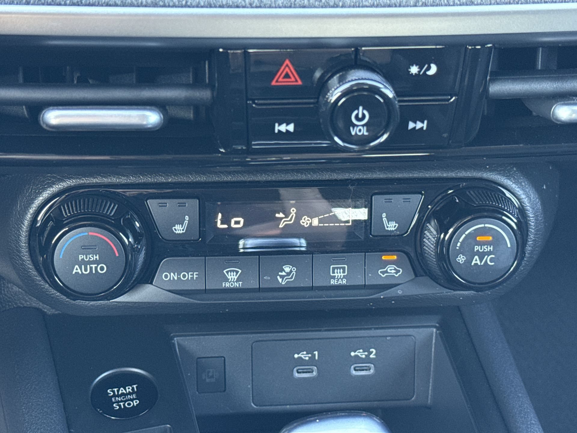 Used 2026 Nissan Kicks SV w/ Charging Package FWD image 16