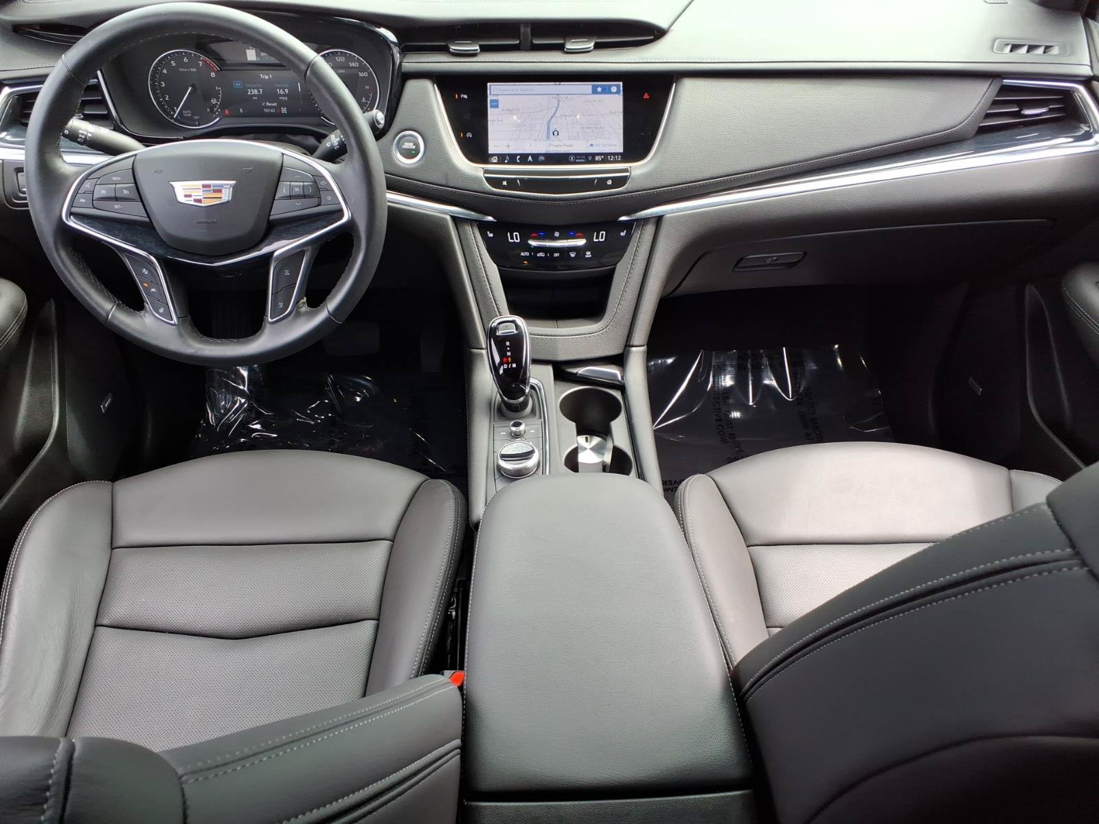 Certified 2024 Cadillac XT5 Premium Luxury w/ LPO, Floor Liner Package AWD/4WD image 34