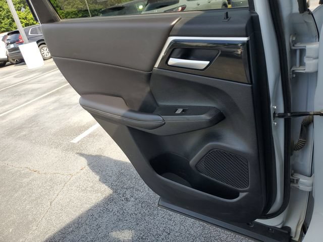 Used 2024 Mitsubishi Outlander SE FWD image 13