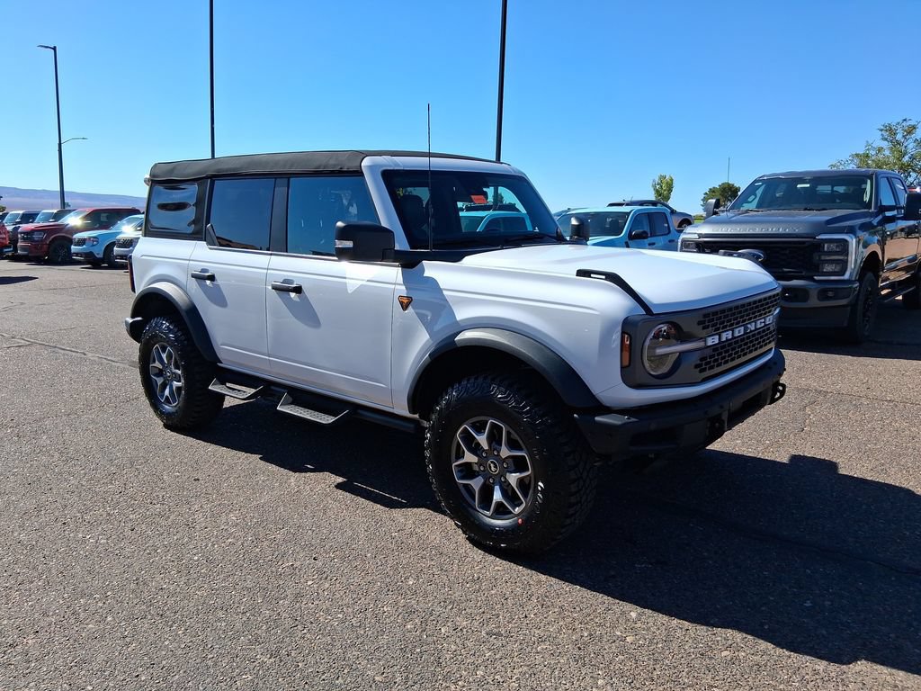 Used 2024 Ford Bronco Badlands AWD/4WD image 7