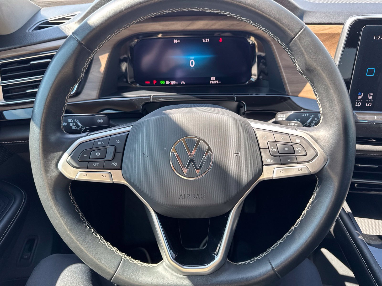 Used 2024 Volkswagen Atlas SE FWD image 19