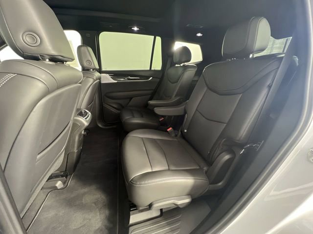Used 2025 Cadillac XT6 Premium Luxury w/ Technology Package image 26