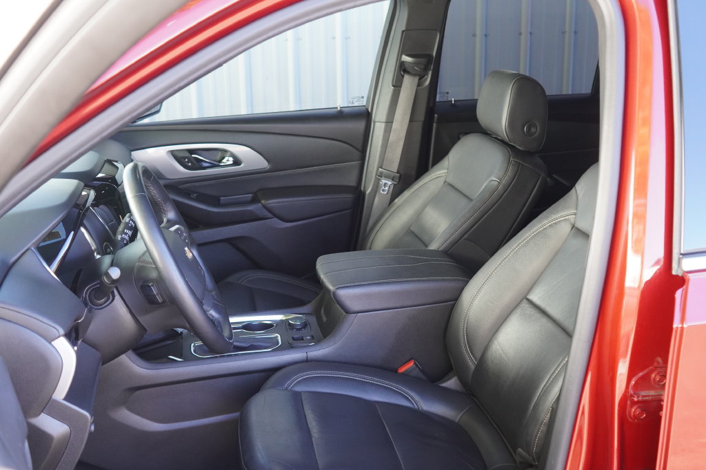 Used 2023 Chevrolet Traverse LT AWD/4WD image 11