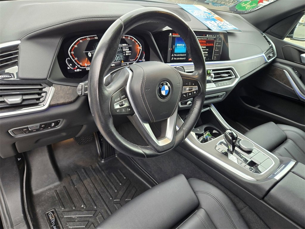 Used 2022 BMW X5 xDrive40i w/ Parking Assistance Package image 10