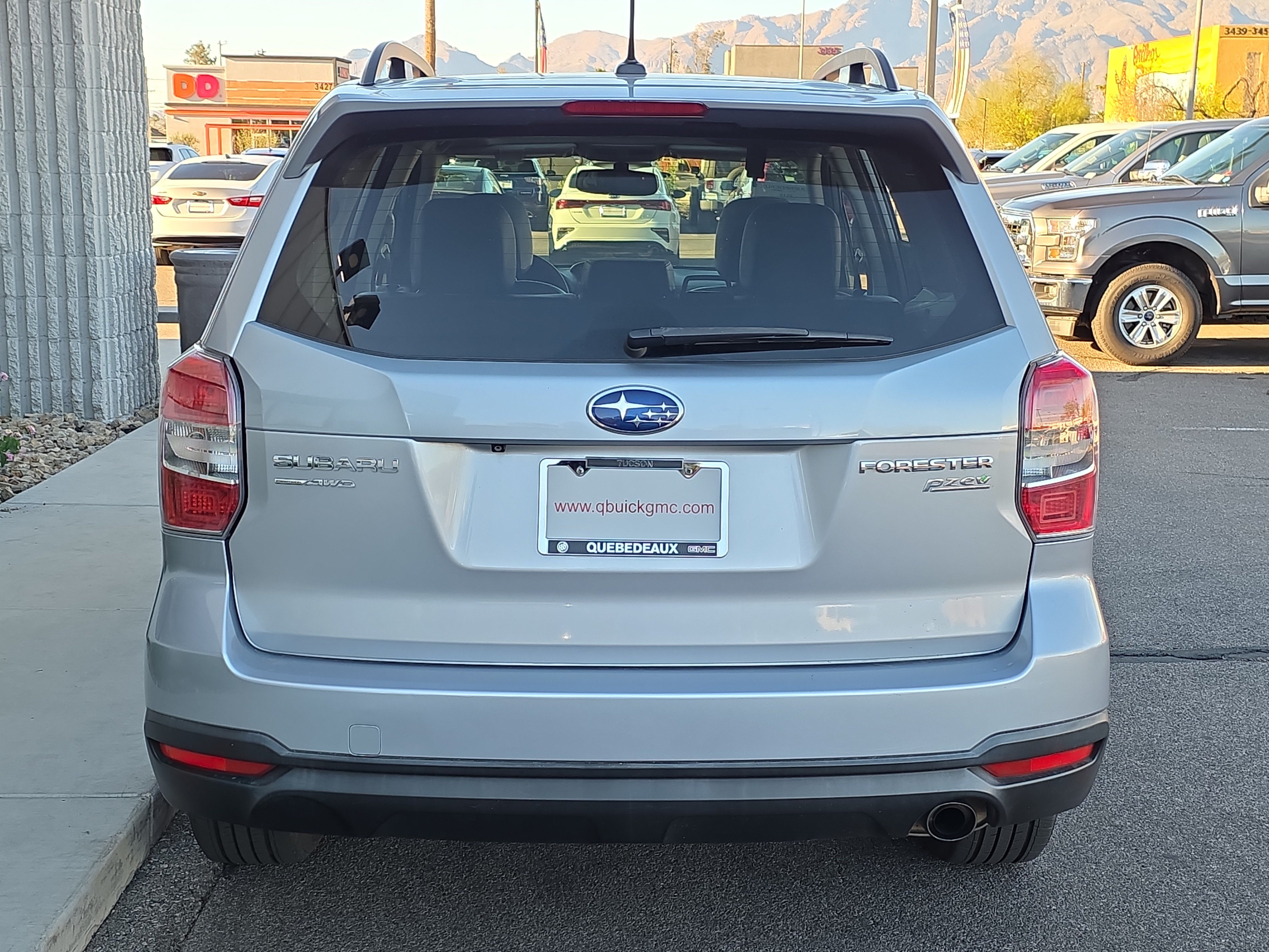 Used 2015 Subaru Forester 2.5i Limited AWD/4WD image 6