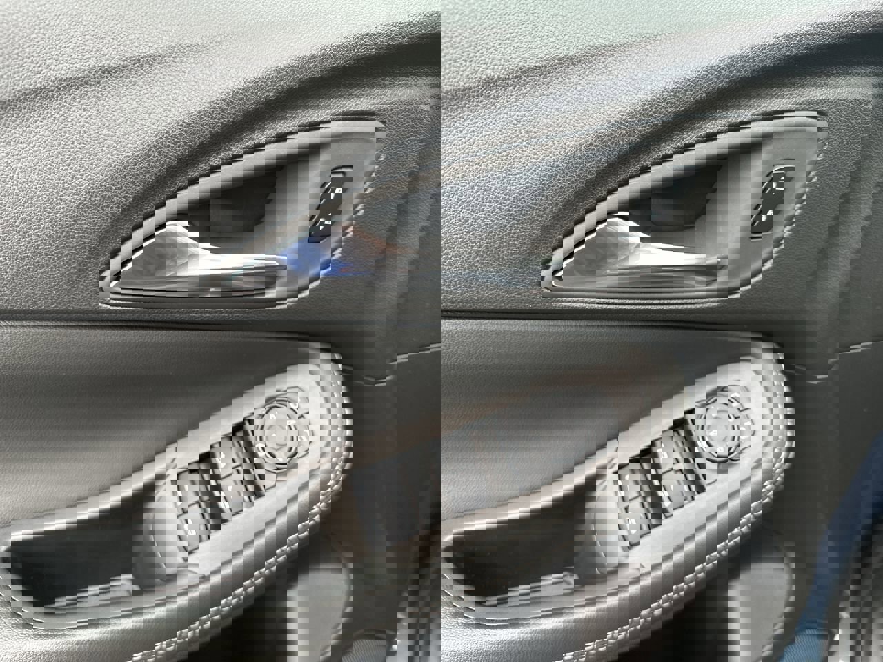 Certified 2024 Buick Encore GX Preferred image 13